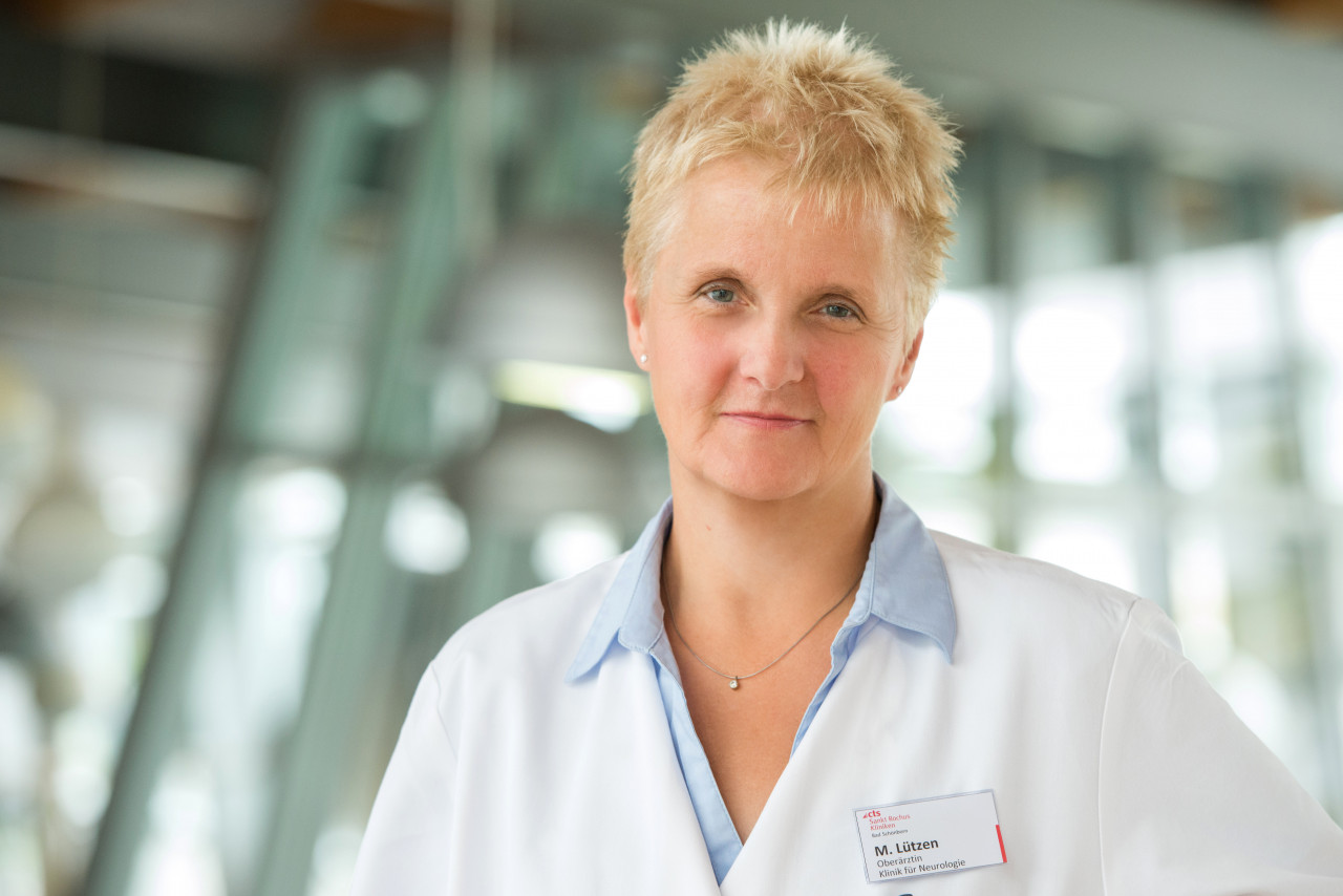 Frau Lützen, Oberärztin in der Klinik für Neurologie, Sankt Rochus Kliniken Bad Schönborn